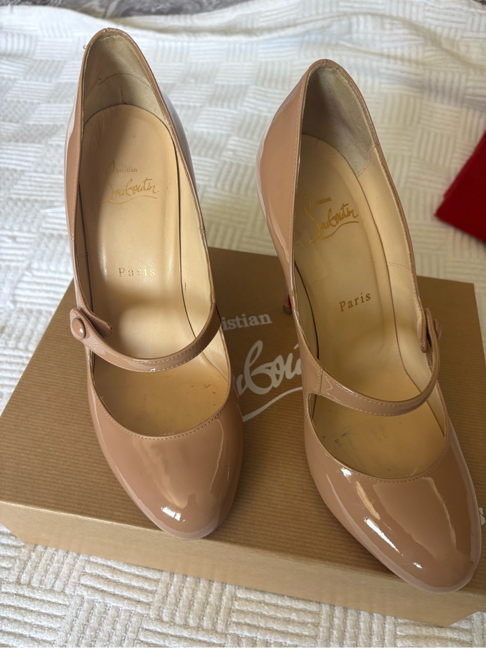 Christian Louboutin Nude Patent Mary Jane Pumps - Blush Patent